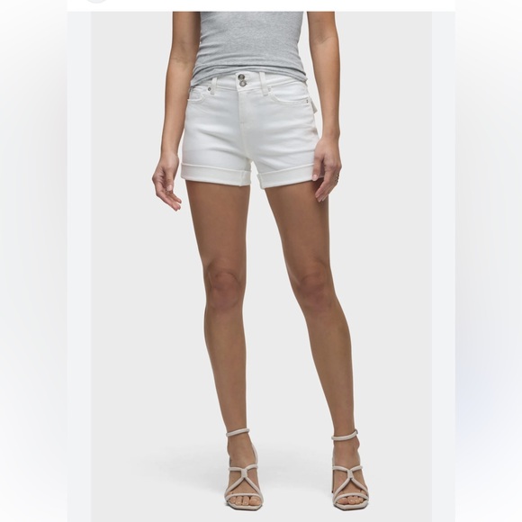 Hudson Jeans Pants - Hudson Croxley Mid Thigh Short - White - Size 24